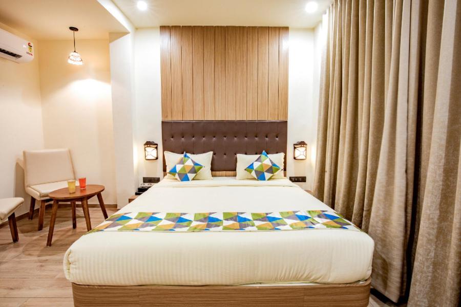 Hotel Nexus Rajkot Exterior foto