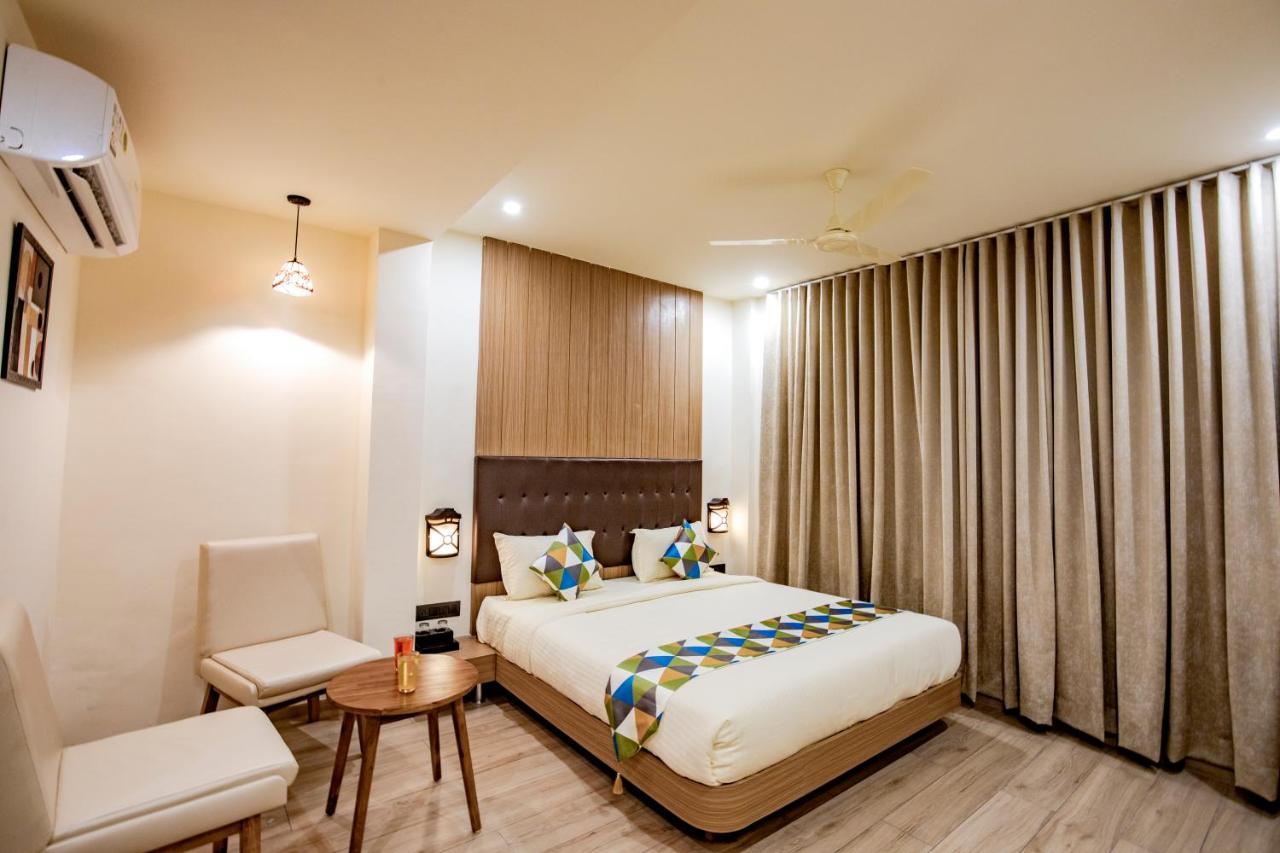 Hotel Nexus Rajkot Exterior foto